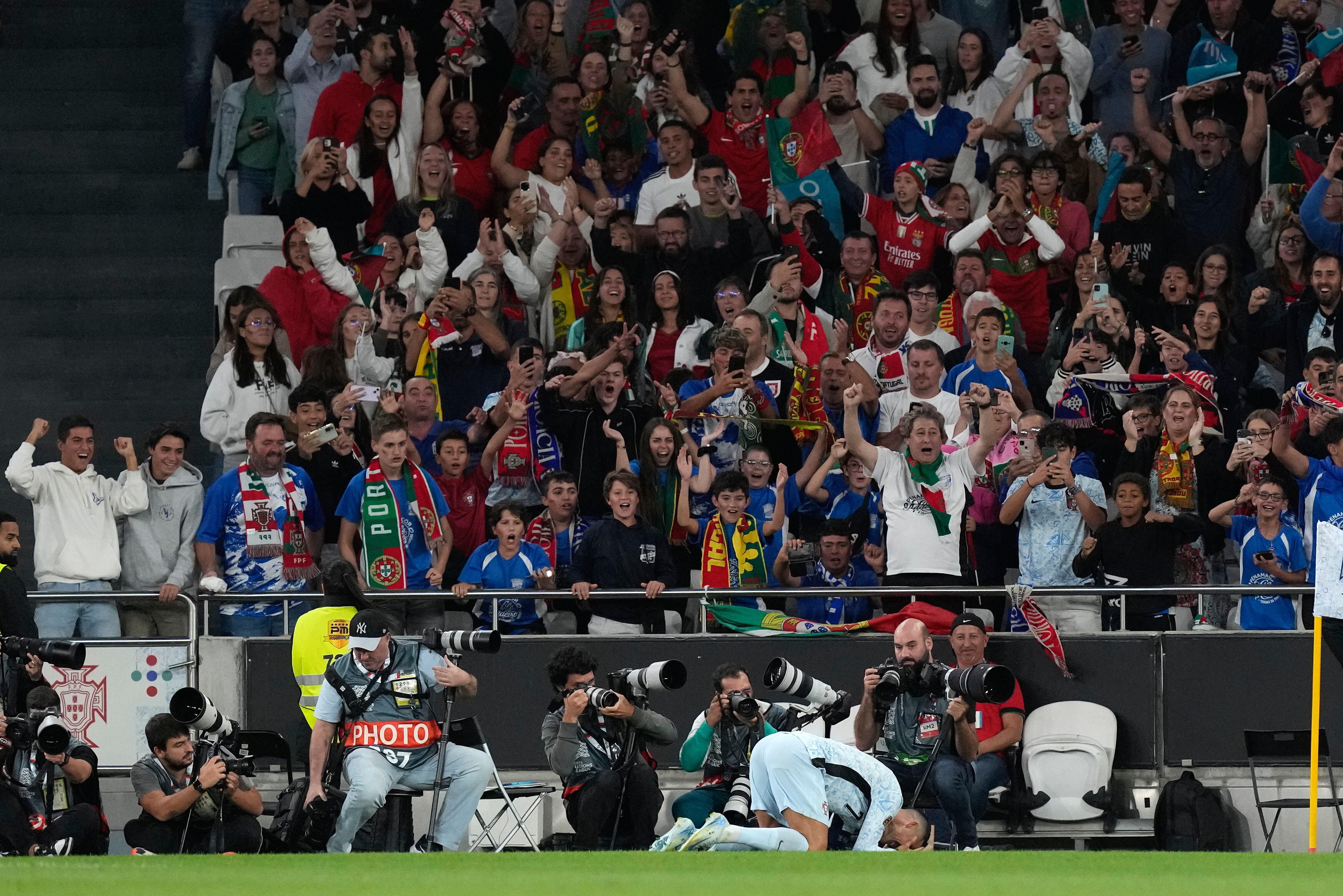 Cristiano Ronaldo llega a los 900 goles oficiales