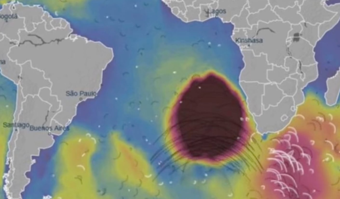 Mancha en el océano Atlántico