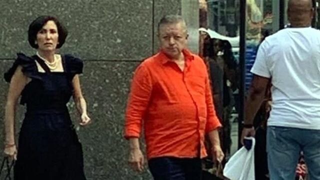 Arturo Zaldívar y su esposa