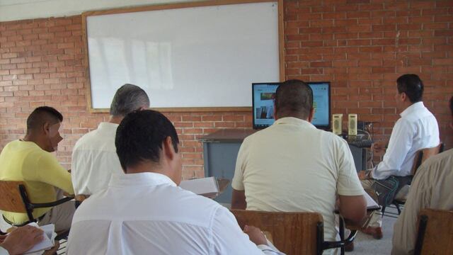 Reintegración social y educación.