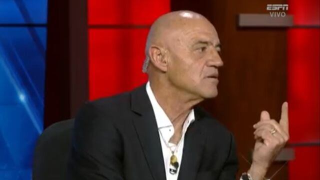 El Chelís dejó entrever su 'molestia' por que Julián Quiñones sea considerado a la Selección Mexicana.