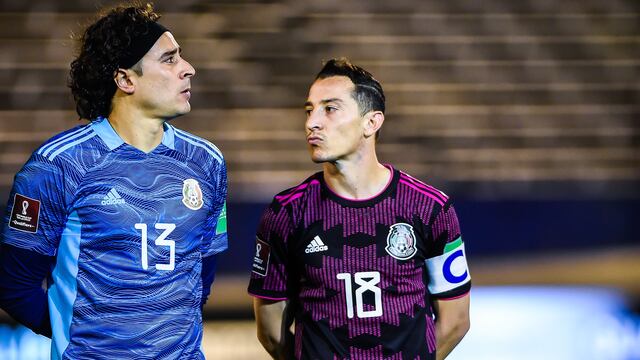 Guillermo Ochoa y Andrés Guardado