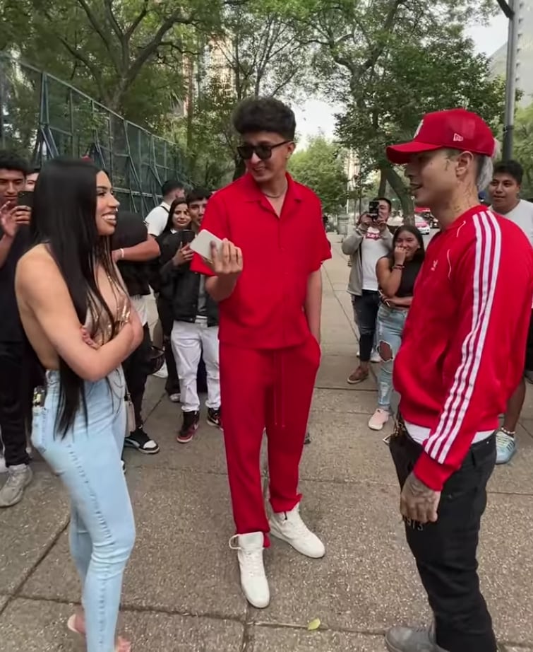 Yeri Mua y Naim Darrechi