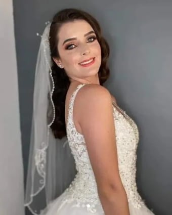 Nerea Godínez, pareja de Octavio Ocaña, se viste de novia