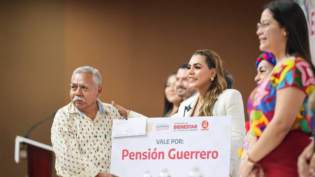 Evelyn Salgado anuncia la tarjeta dorada