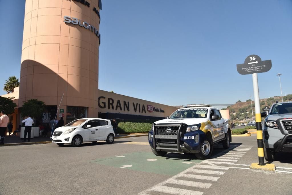 Karla Fiesco da arranque al operativo Buen Fin