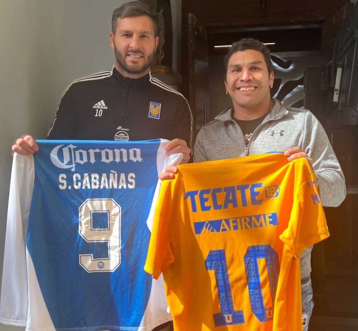 Gignac y Salvador Cabañas