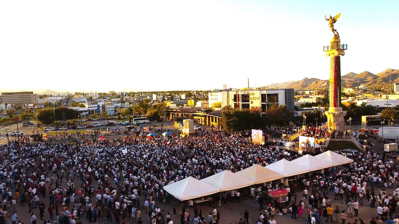 Manifestación en Plaza del Ángel en Chihuahua