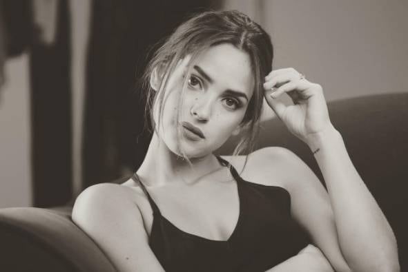 Adria Arjona