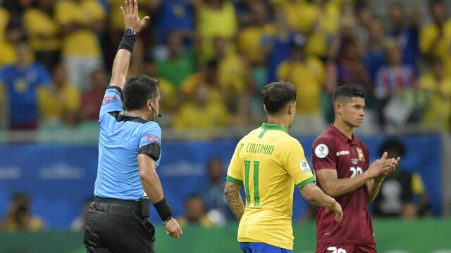 El VAR anuló dos goles a Brasil
