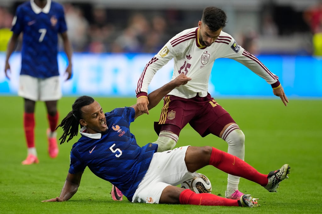 Francia nunca pudo zafarse la presión de España en las semifinales