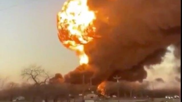 Explosión por choque en Texas