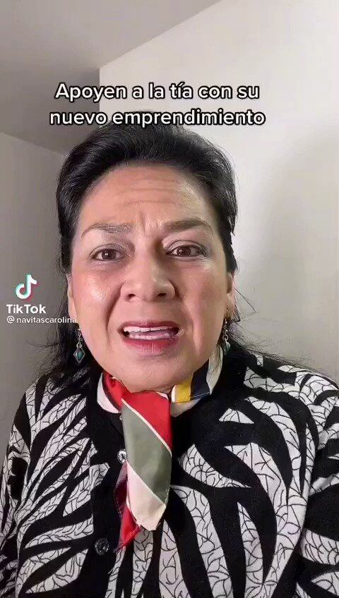 Día de las Madres: Le pide perdón a su hijo por maquillarlo feo y vuelve a exhibirlo