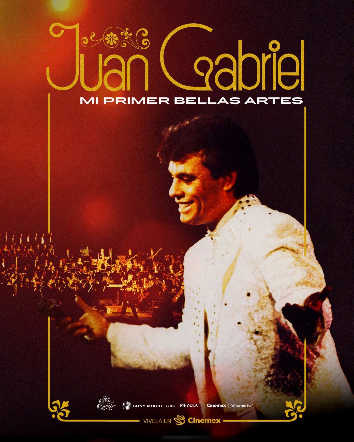 Primer concierto de Juan Gabriel en Bellas Artes en Cinemex