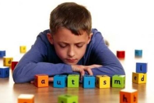 Un niño con autismo no fue aceptado en el Colegio New South Wales de la delegación Magdalena Contreras