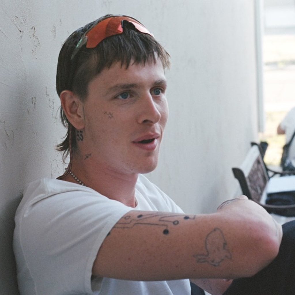 Harris Dickinson, el actor que sería James Bond en la película de Denis Villeneuve