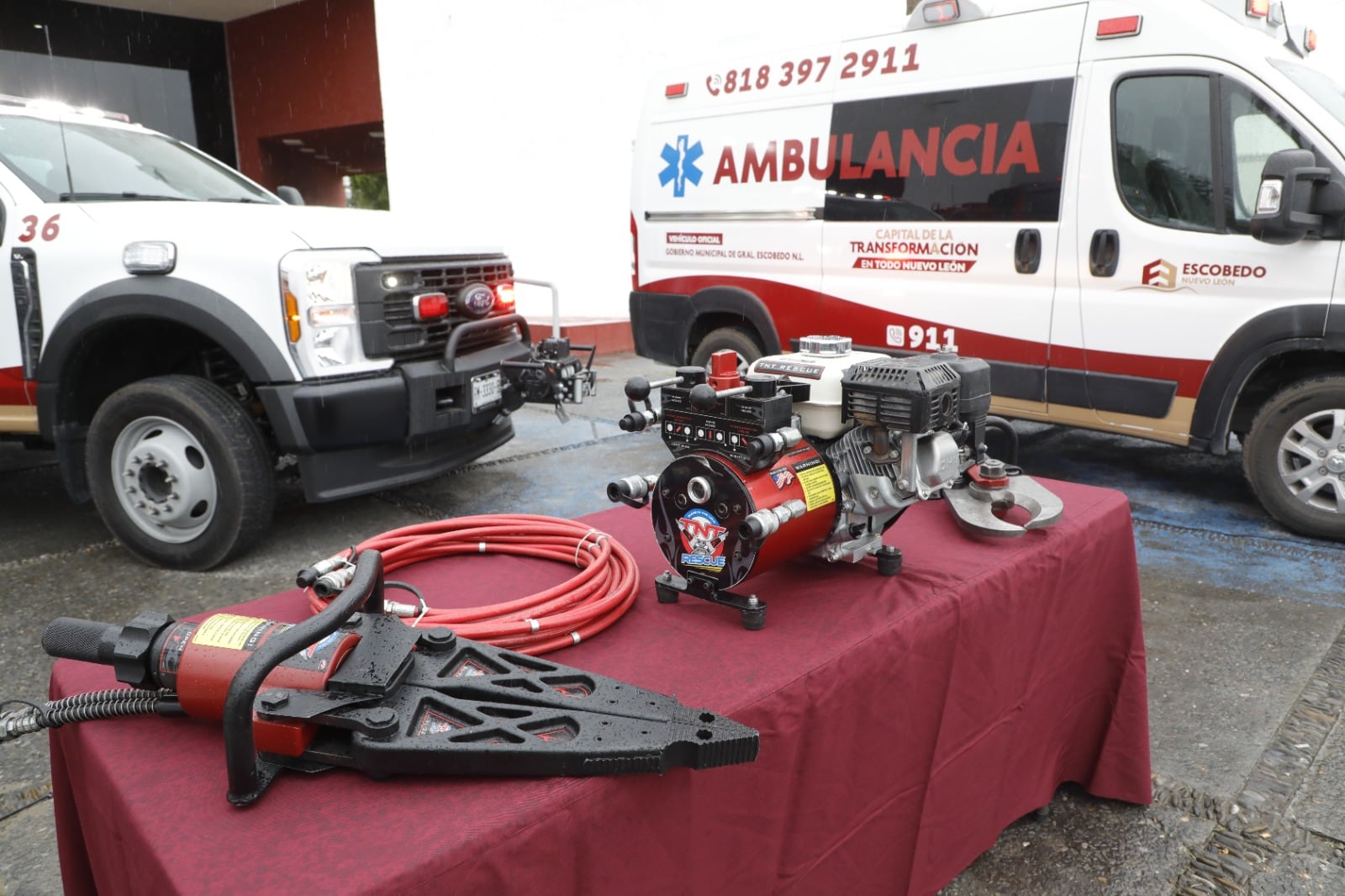 Andrés Mijes fortalece Protección Civil con nuevas unidades de rescate.