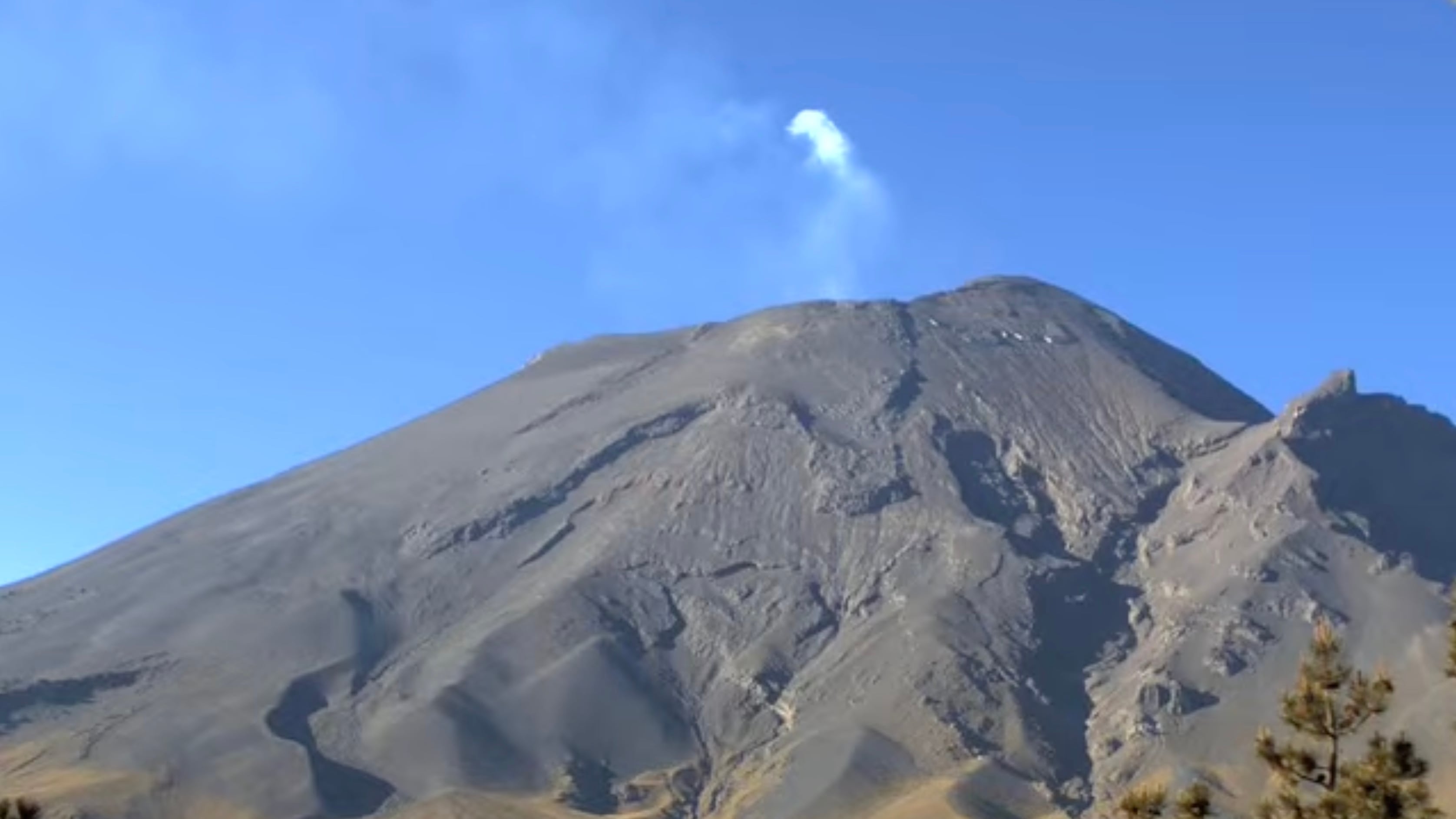 Volcán Popocatépetl hoy 5 de mayo: Amanece con actividad leve