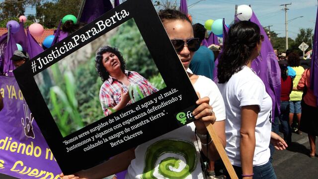 Piden justicia por el asesinato de Berta Cáceres.