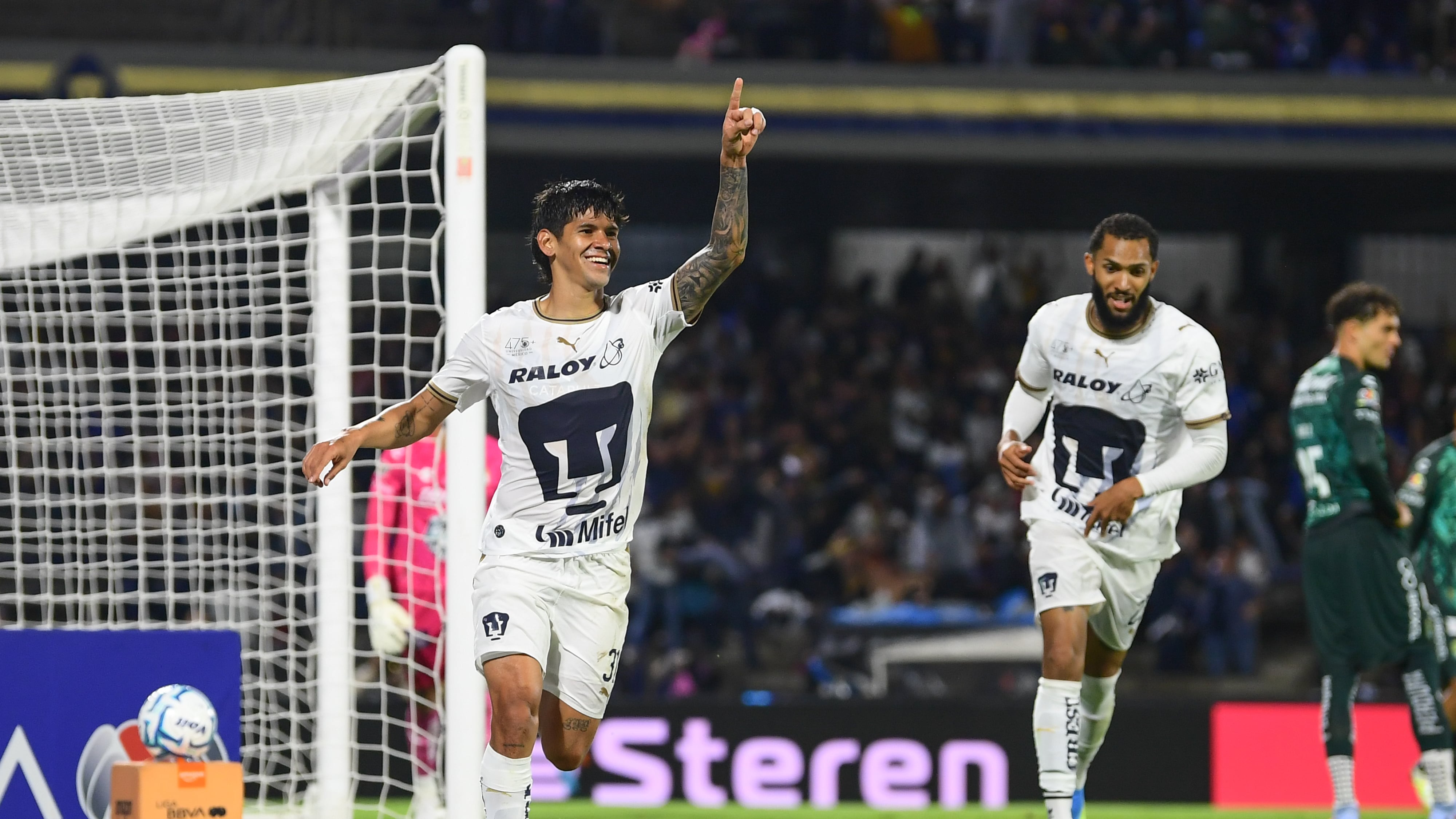 Pumas se mete a zona de liguilla tras vencer a León