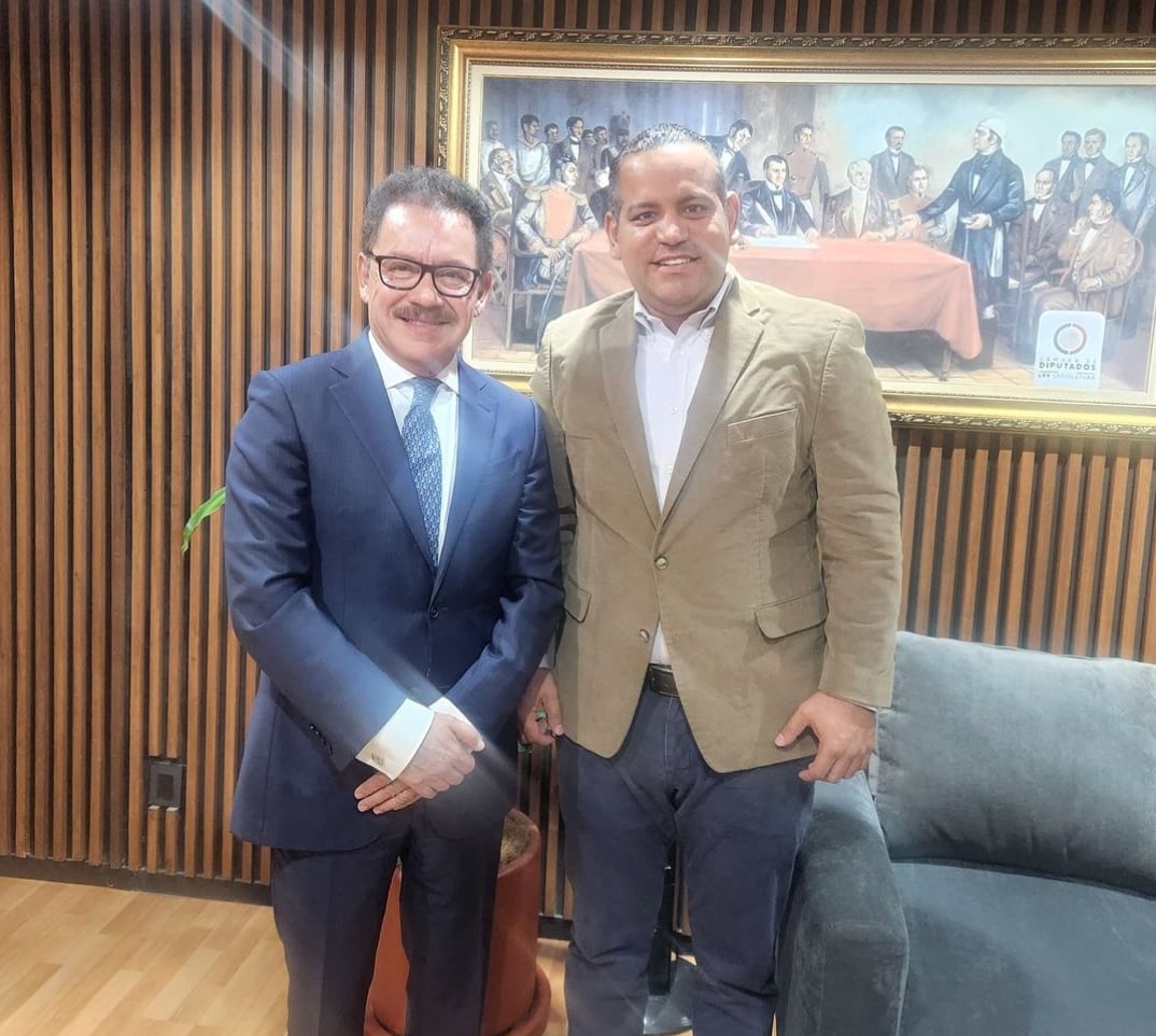José Guadalupe Fletes Araiza, diputado del PRI que se pasó a Morena