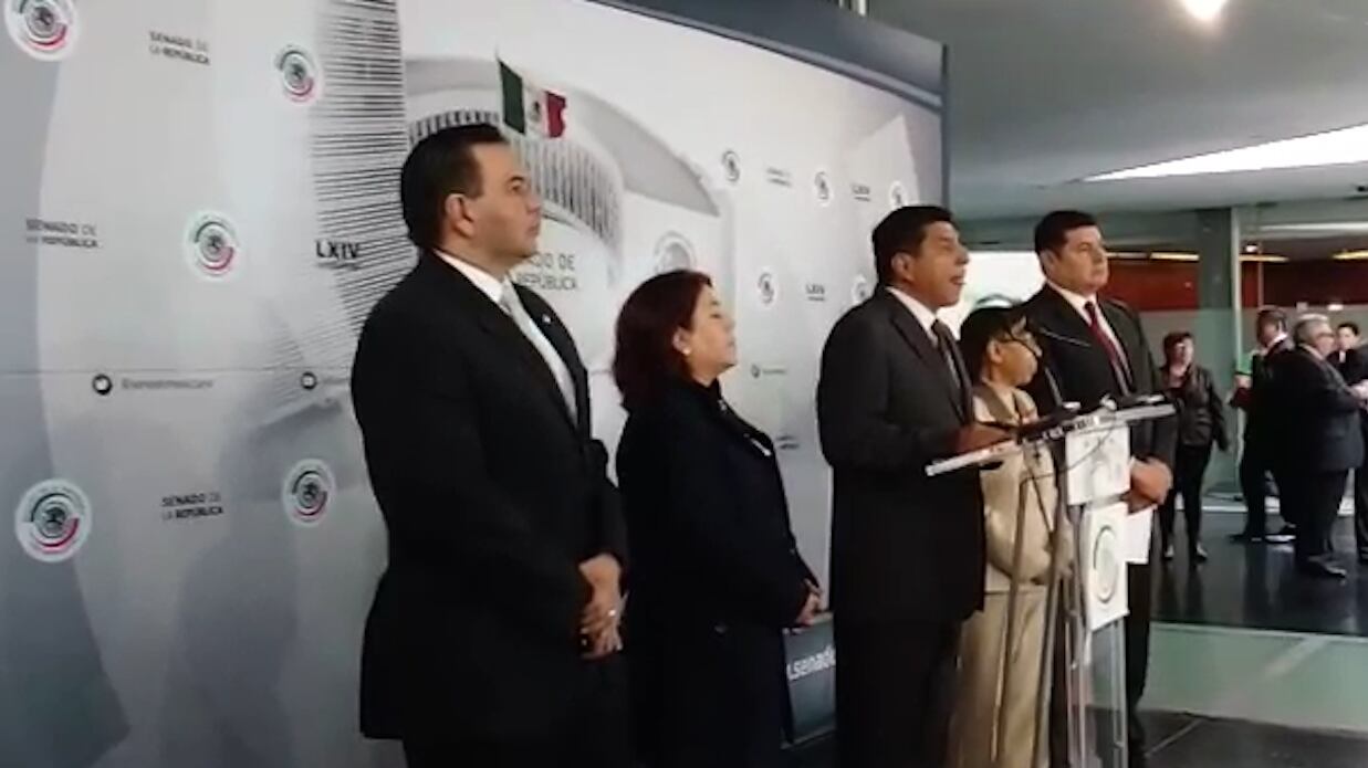 Senadores de Morena inician diálogo con bancos y niegan conflicto con AMLO