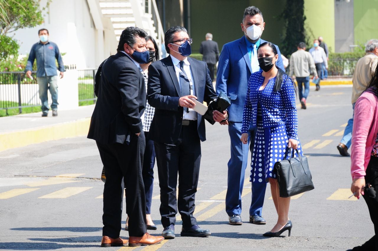 Sandra Cuevas en los juzgados del Reclusorio Norte