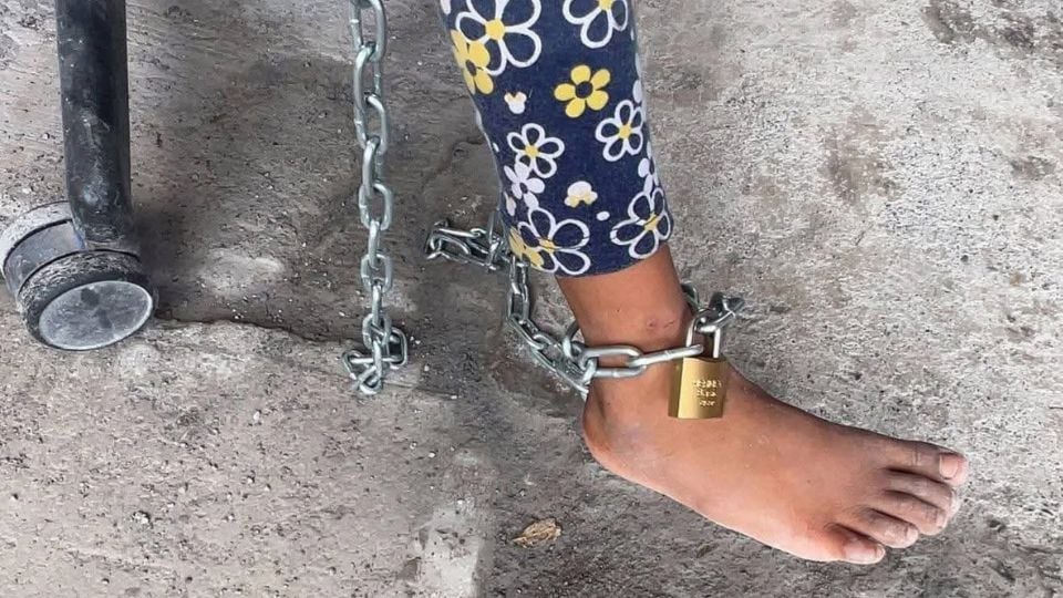 Rescatan a niñas encadenadas en vivienda de Tamaulipas