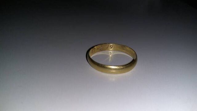 Anillo de compromiso.