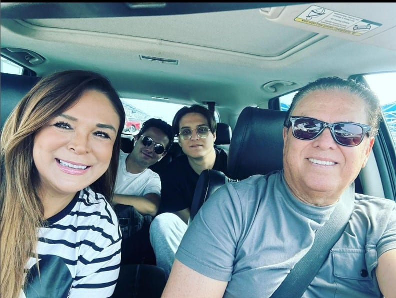 Brenda Bezares y Mario Bezares