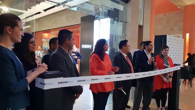 Apertura de la tercera Experience Store en el centro comercial Angelópolis de la ciudad de Puebla.
