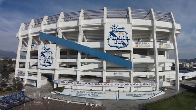 Los trabajos en la remodelación en el Estadio Cuauhtémoc se retrasaron y esto le costará al Puebla jugar fuera de casa el Clausura 2015