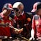 Captan a Charles Leclerc disfrutando de una suculenta torta en el Autódromo Hermanos Rodríguez