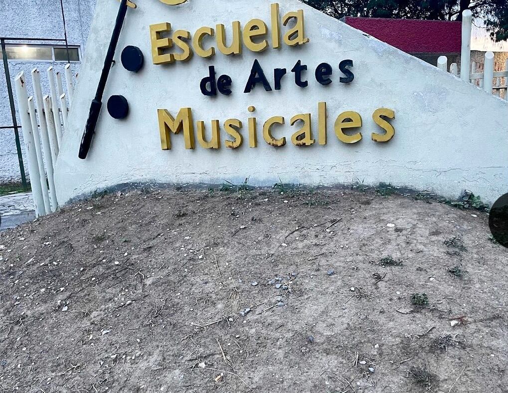 Escuela de Artes Musicales/Detona