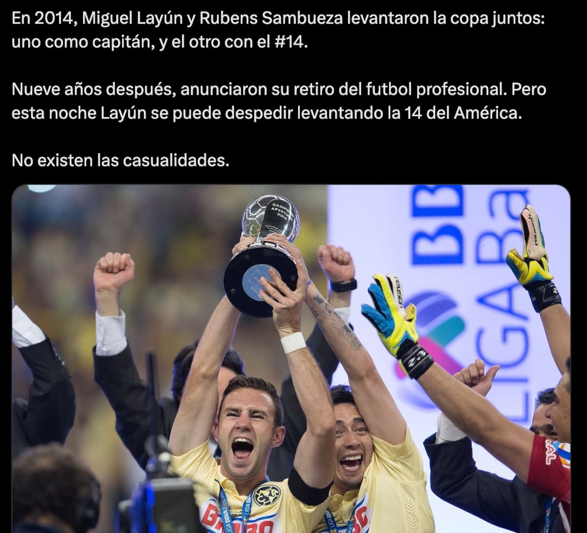 Rubens Sambueza con Miguel Layún