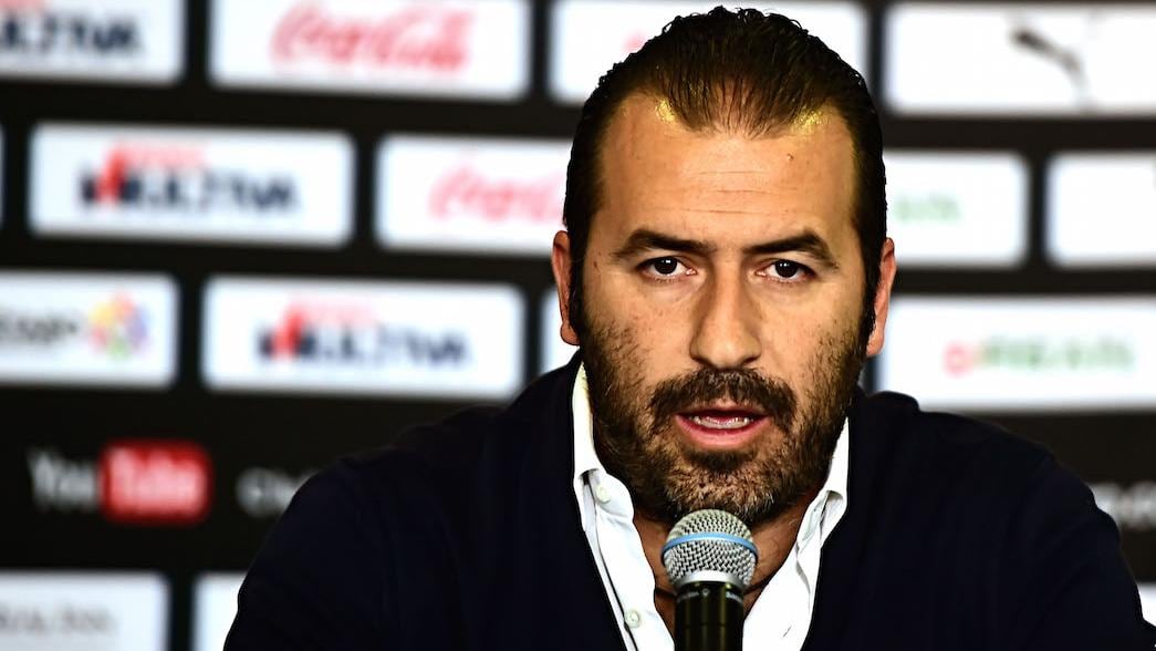 Joaquín Beltrán en conferencia de prensa.