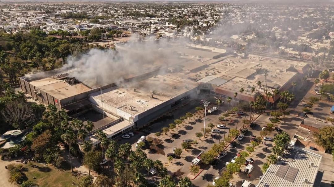 Tragedia en Los Mochis: incendio en Plaza Fiesta Las Palmas suma 8 muertos y 38 heridos