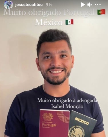 Tecatito presumió su pasaporte de Portugal