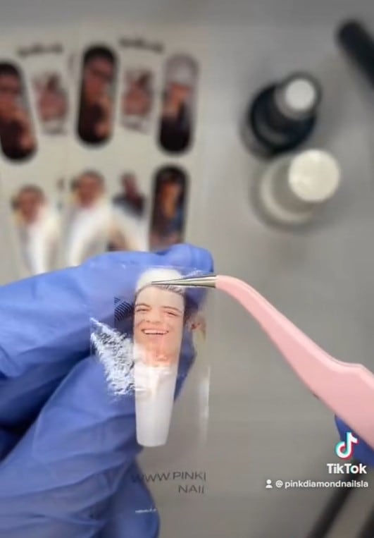Uñas con diseño de Eduin Caz
