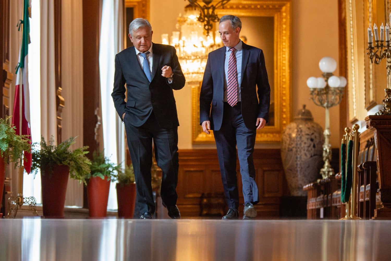AMLO y Hugo López Gatell.