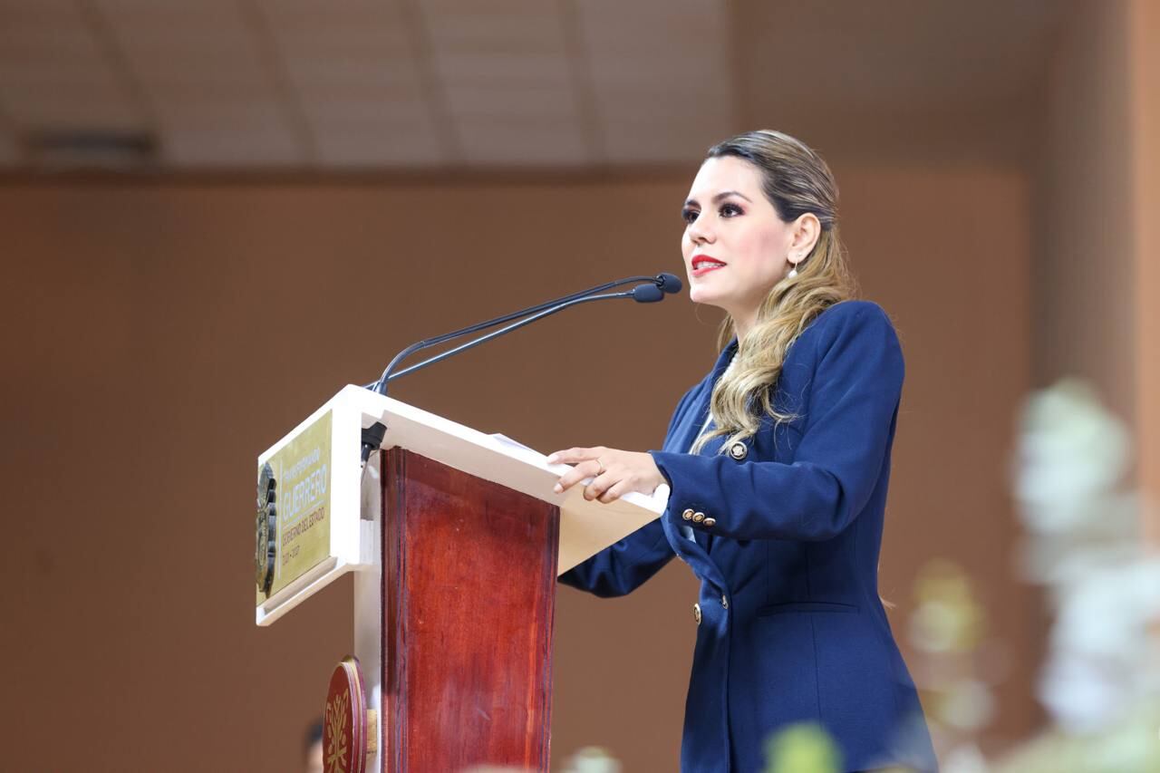 Evelyn Salgado entrega pagos de pasivos desde 2018 a mil 284 jubilados del ISSSPEG Guerrero
