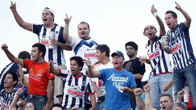 La afición de Rayados en el Tec de Monterrey.