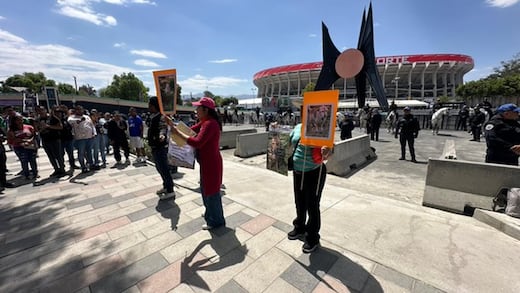 Protesta por regreso de animales al Refugio Franciscano en el Estadio Banorte