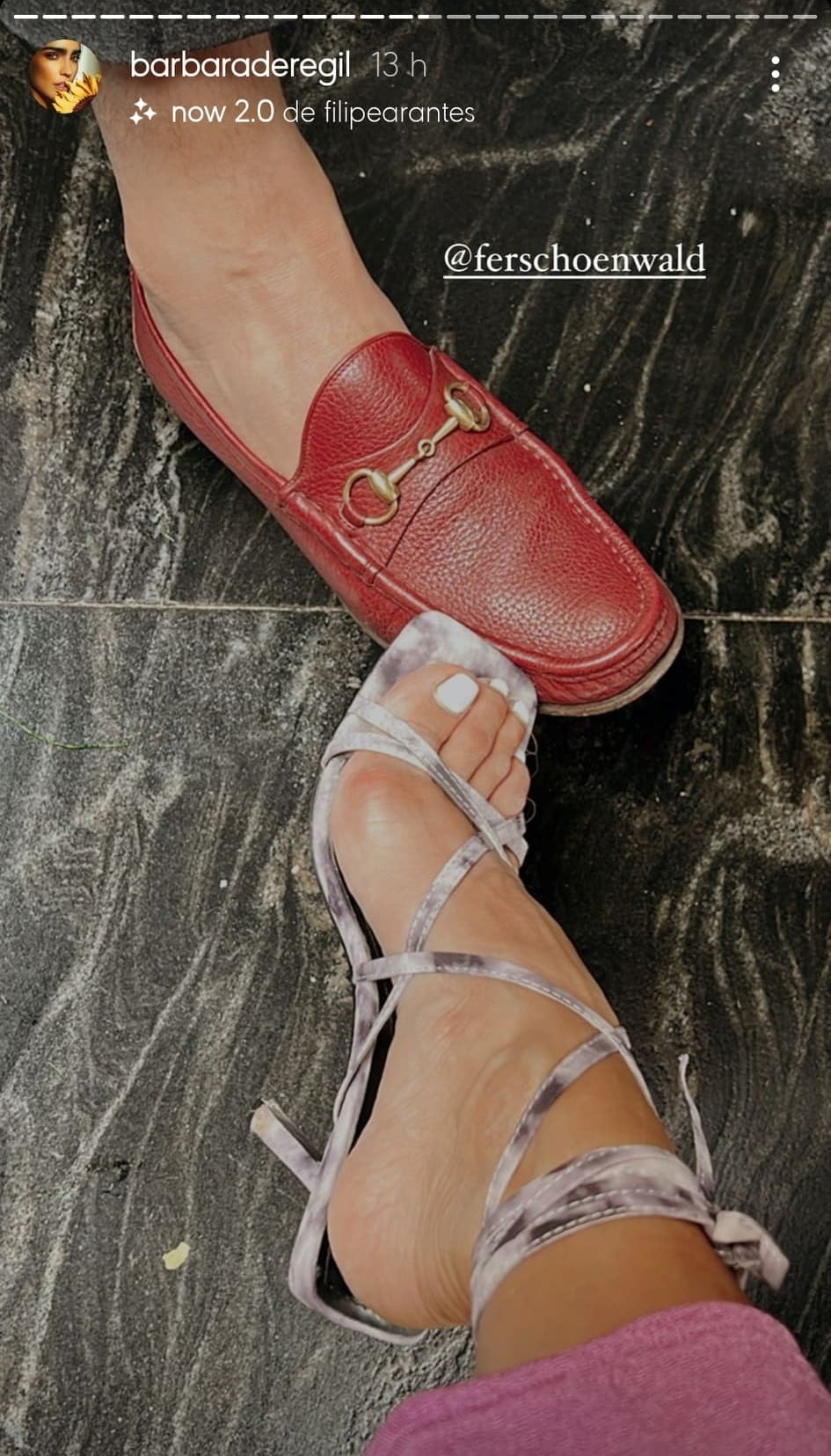 Bárbara de Regil y Fernando Schoenwald (pies).