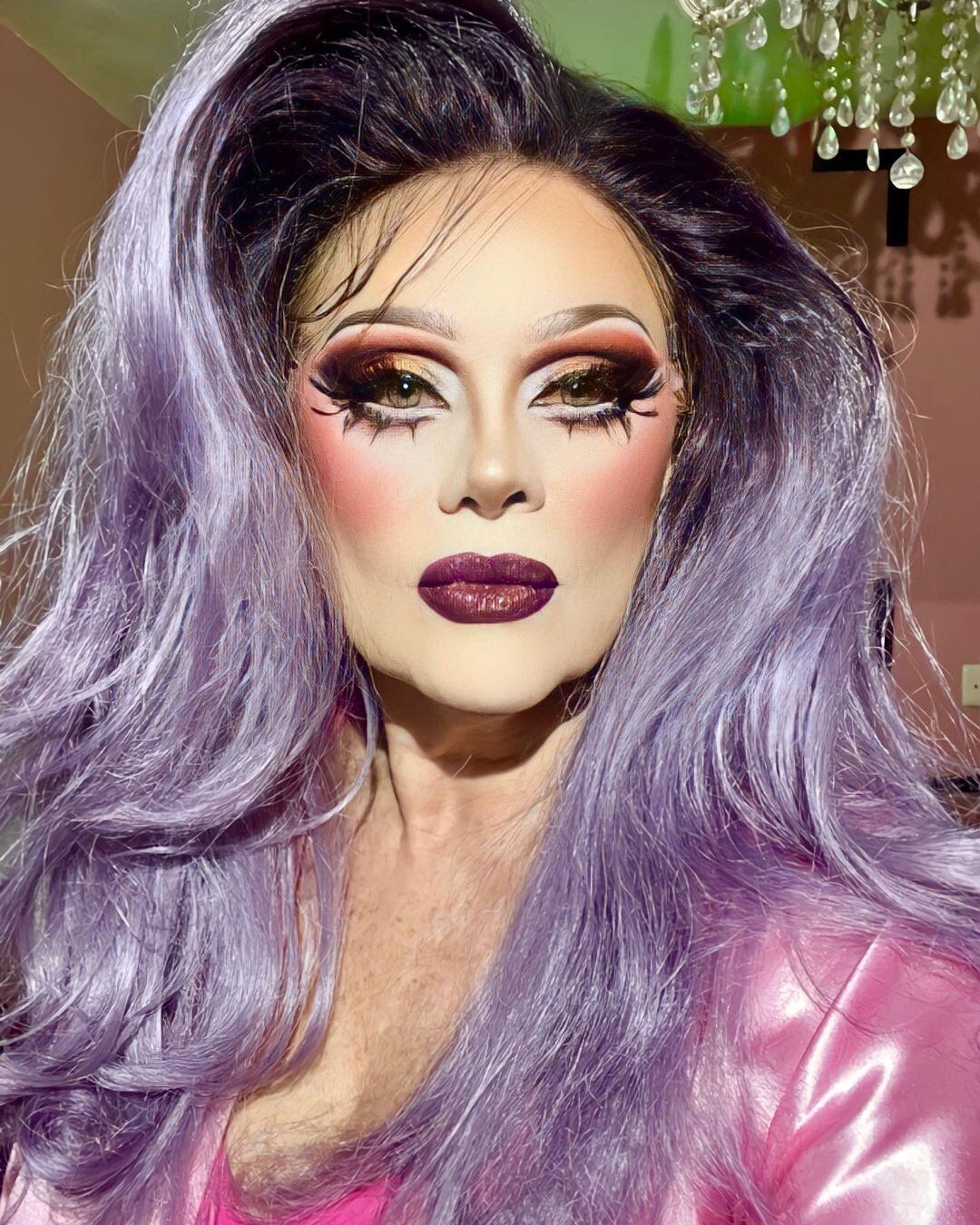 Erika Buenfil convertida en drag queen