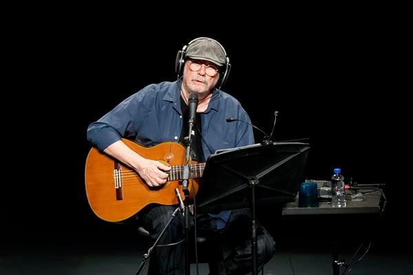 Silvio Rodríguez, cantante.