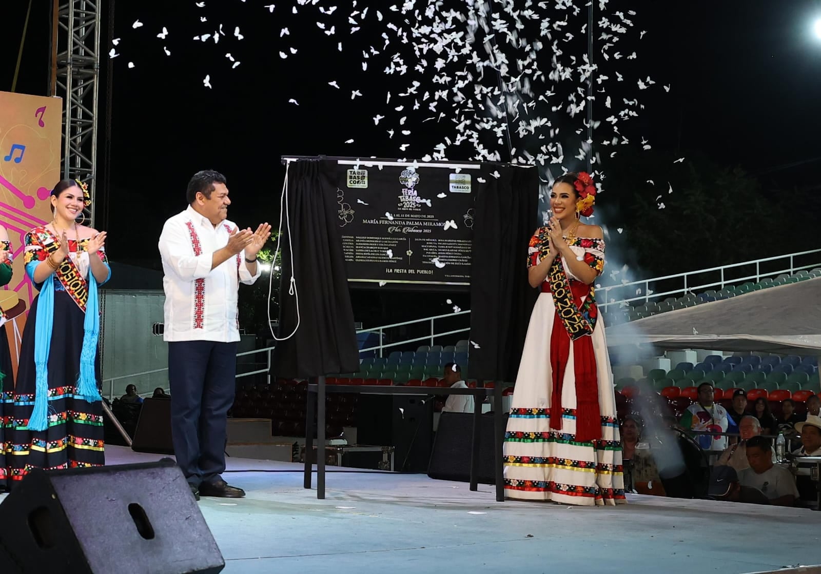 Javier May cierra feria de Tabasco 2025