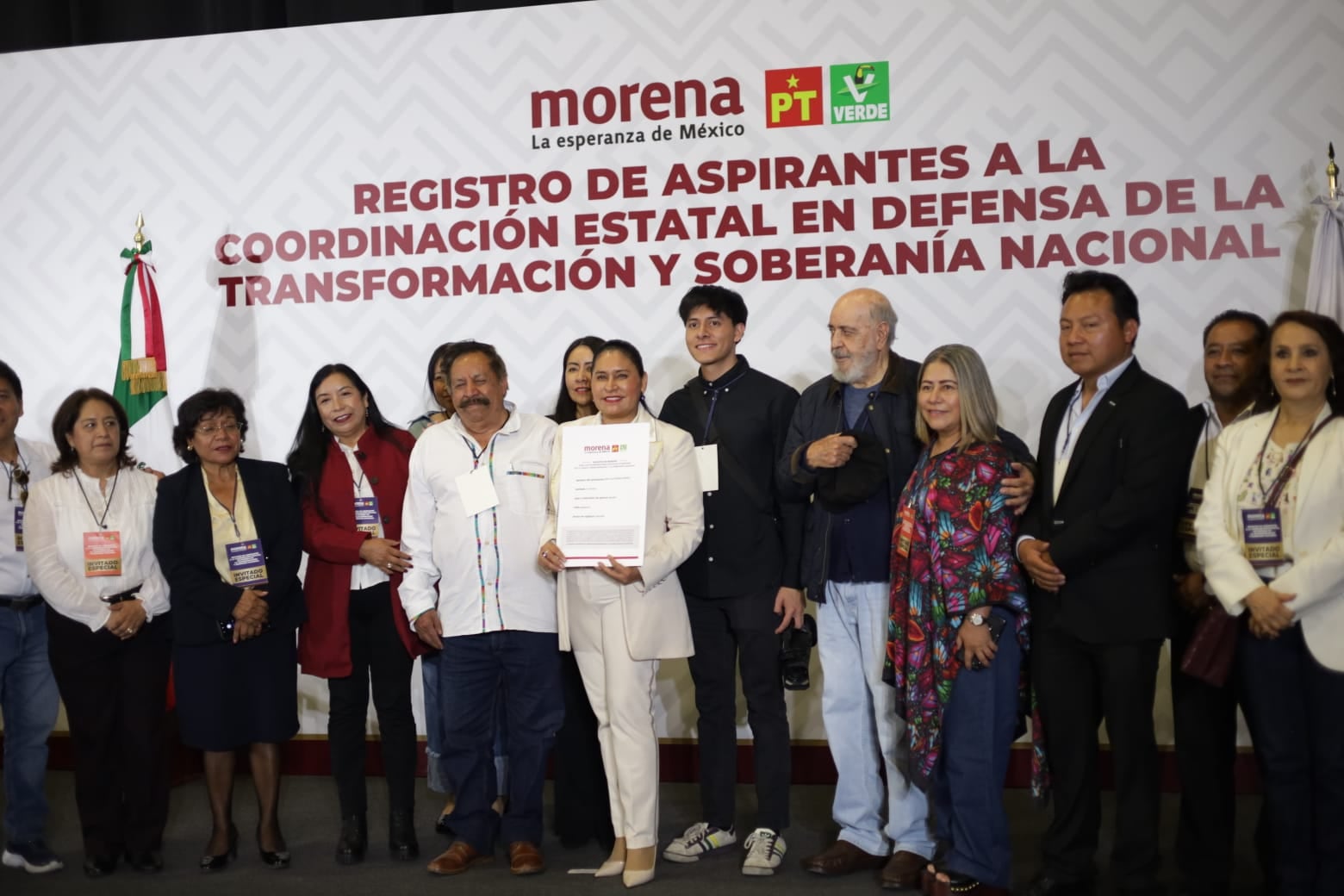 Ana Lilia Rivera formaliza su aspiración en el proceso interno de Morena en Tlaxcala