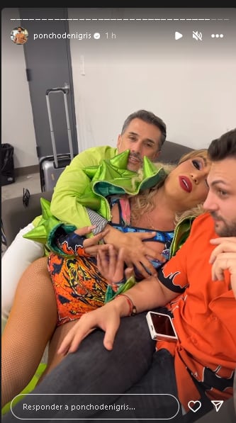 Sergio Mayer toquetea a Wendy Guevara frente a Nicola Porcella.