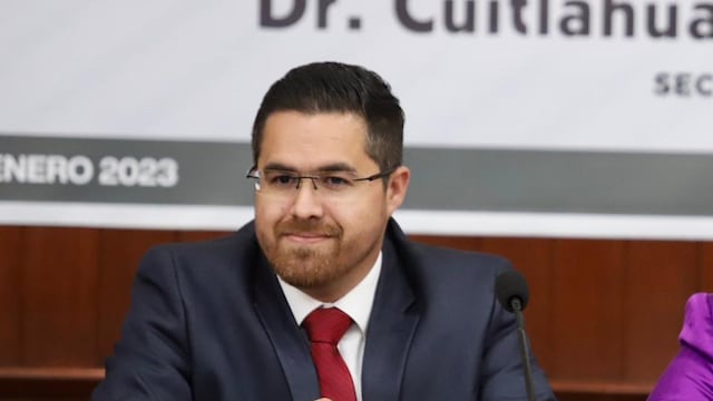 Cuitláhuac González Galindo, Secretario de Salud de Sinaloa, comparece ante la 64 Legislatura